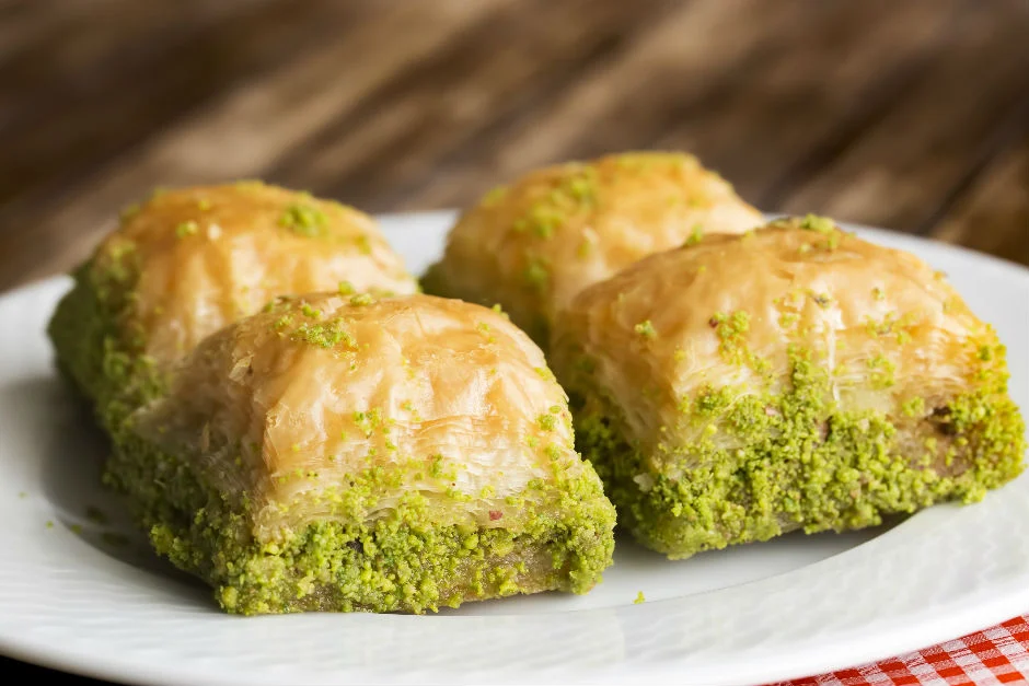 Bir Dilim Baklava Kaç Kalori?