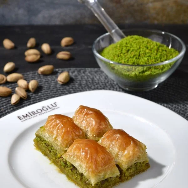 Fıstıklı Baklava