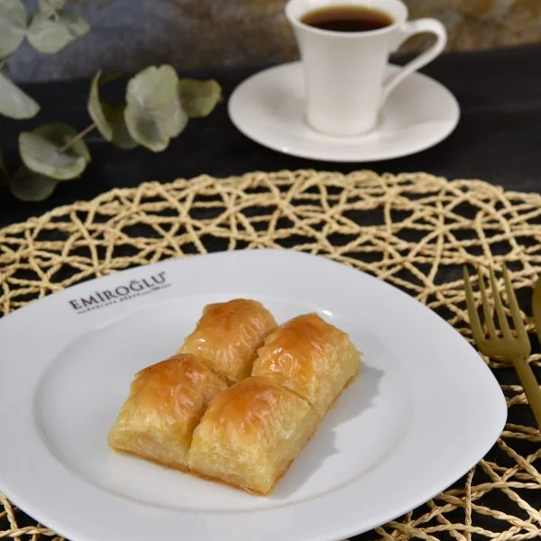 Kaymaklı Baklava 2