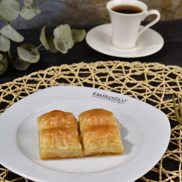 Kaymaklı Baklava 3