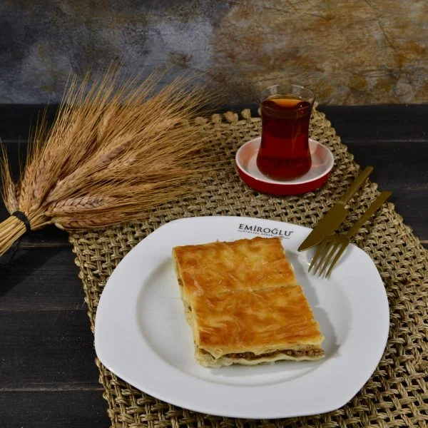 Kıymalı Su Böreği 3