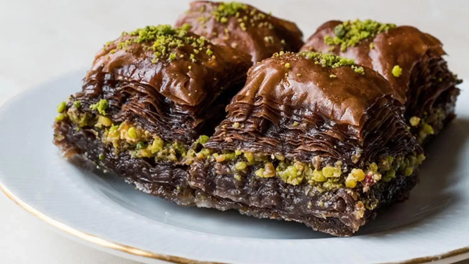 Lezzetli Çikolatalı Baklava