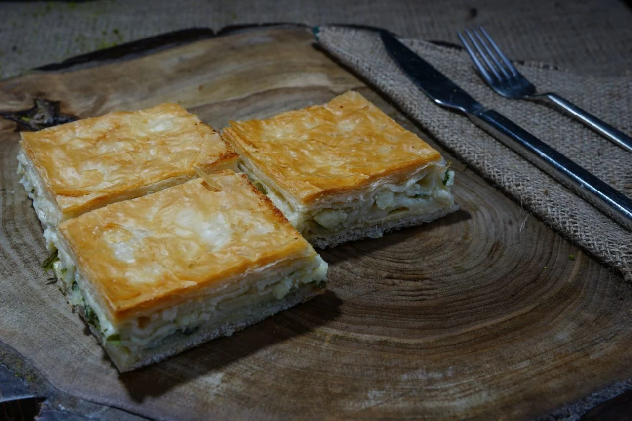 Peynirli Su Böreği Tarifi Nasıl Yapılır